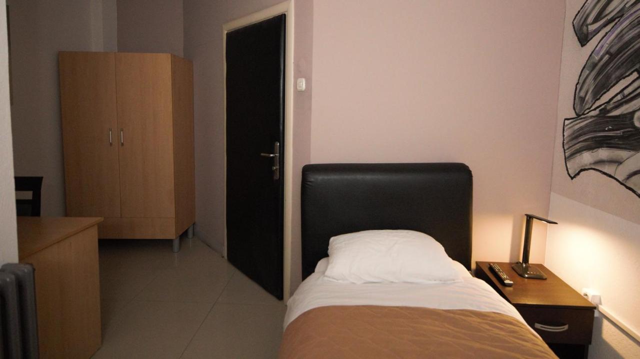 Hotel Ambasador Bitola Luaran gambar